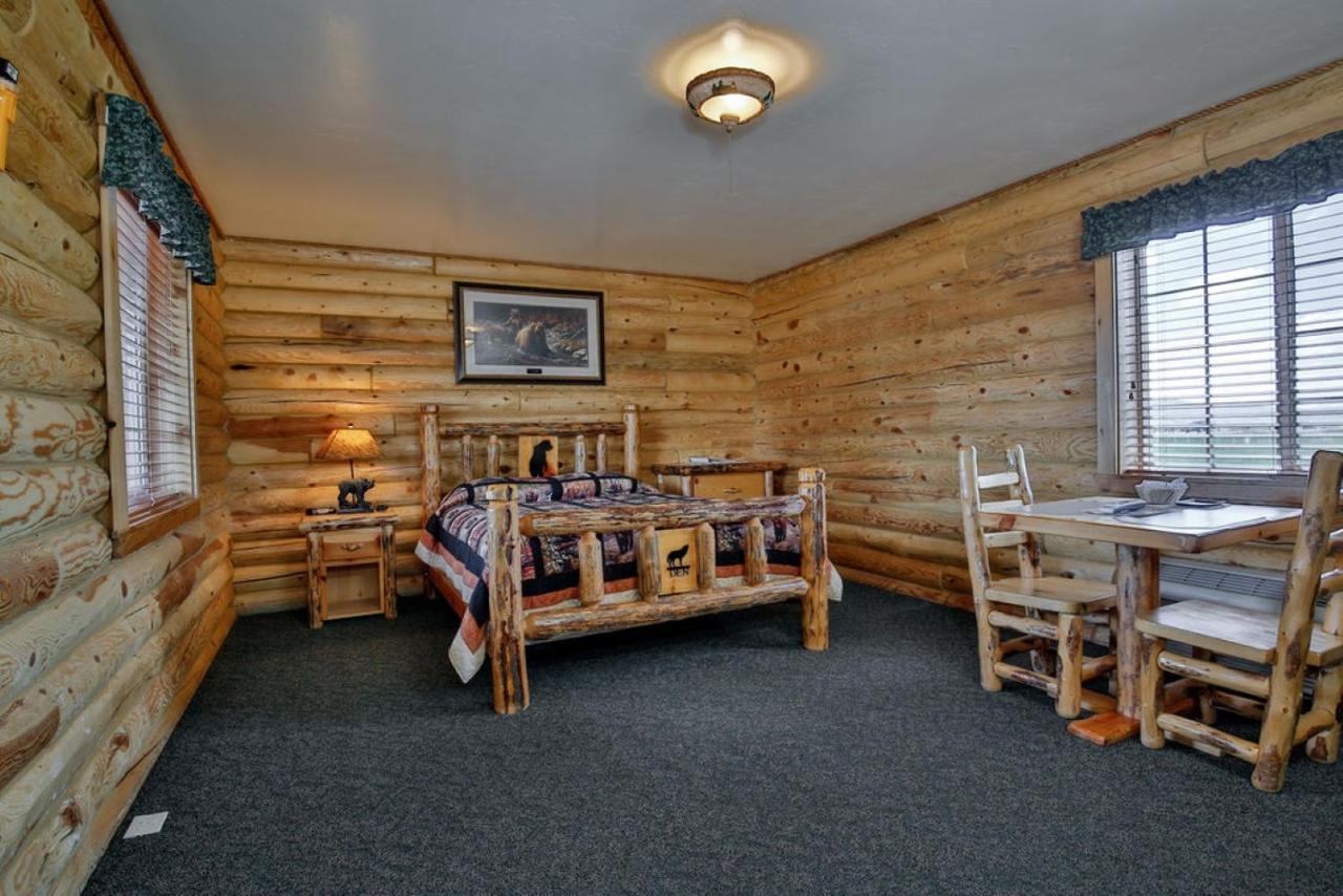 Wolf Den Log Cabin Motel And Rv Park Thayne Luaran gambar