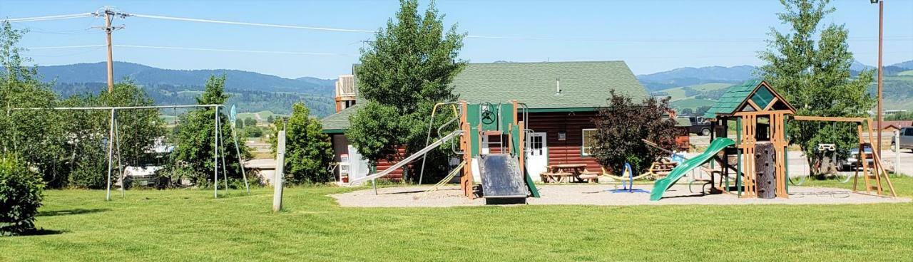 Wolf Den Log Cabin Motel And Rv Park Thayne Luaran gambar